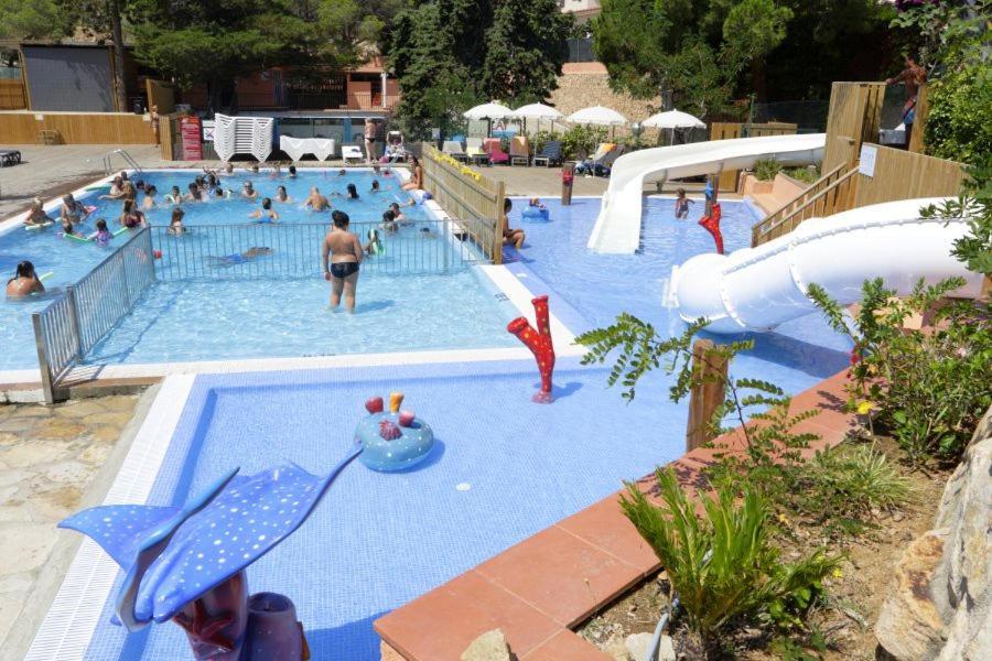 Camping Senia Cala Canyelles Hotel Lloret de Mar Exterior photo