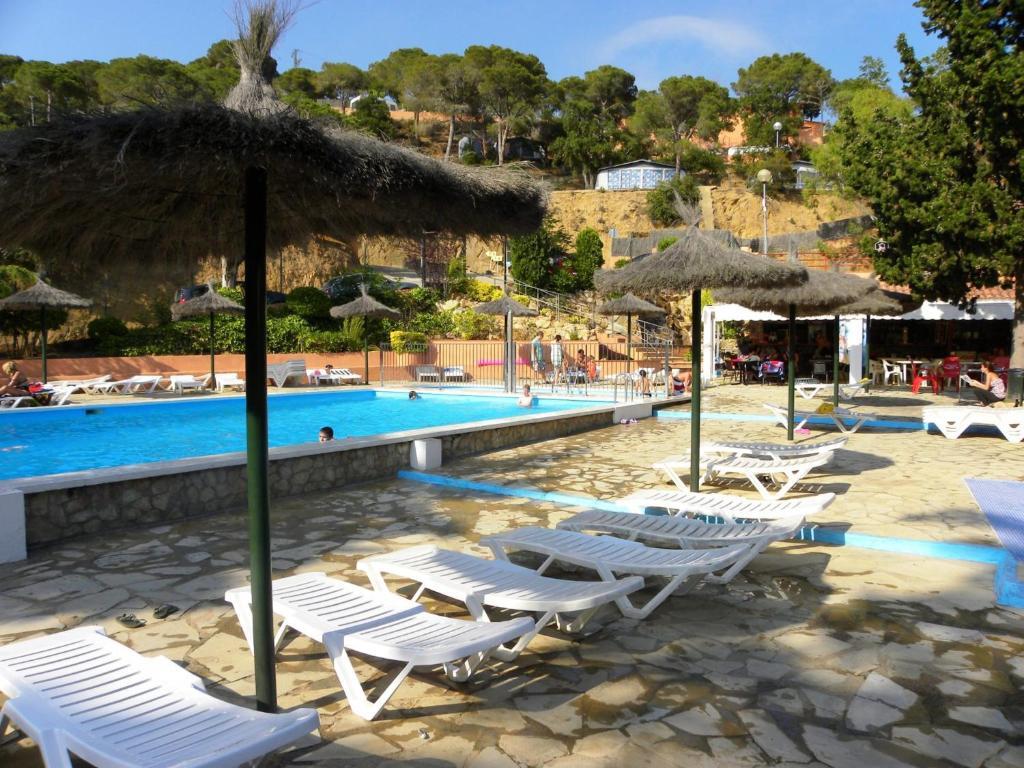 Camping Senia Cala Canyelles Hotel Lloret de Mar Exterior photo