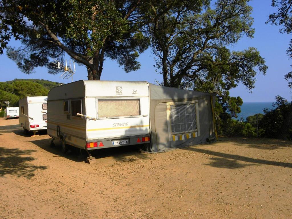 Camping Senia Cala Canyelles Hotel Lloret de Mar Exterior photo