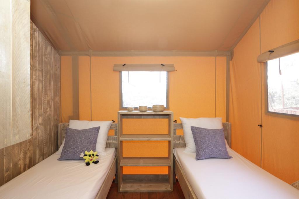 Camping Senia Cala Canyelles Hotel Lloret de Mar Exterior photo